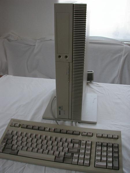 HP 715 64.JPG